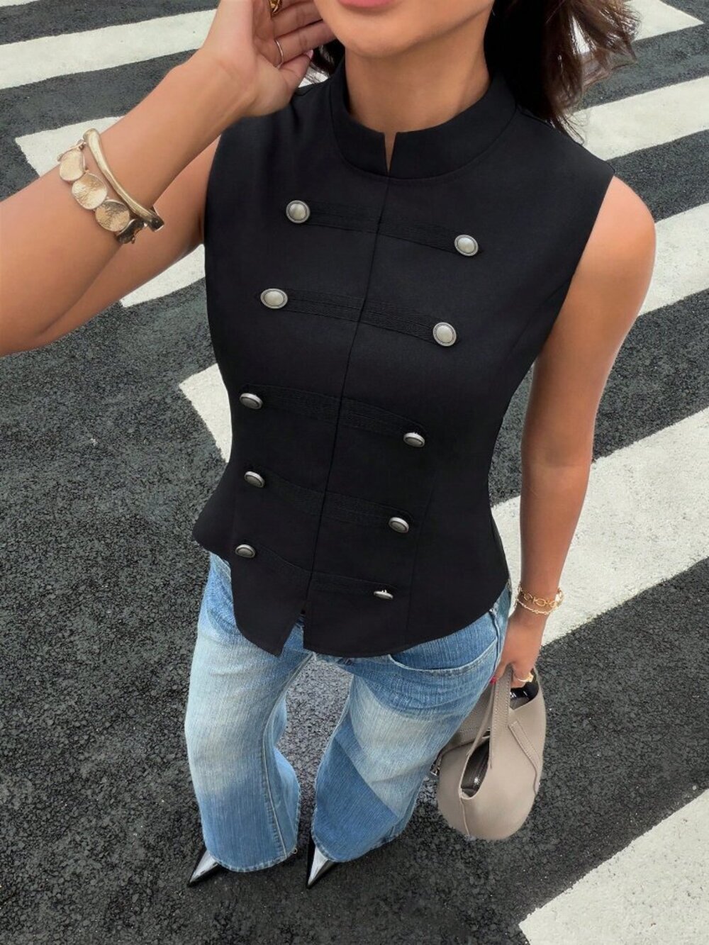 Black Casual Women's Sleeveless Fitted Double‑Breasted Vest - Picture 4 of 8